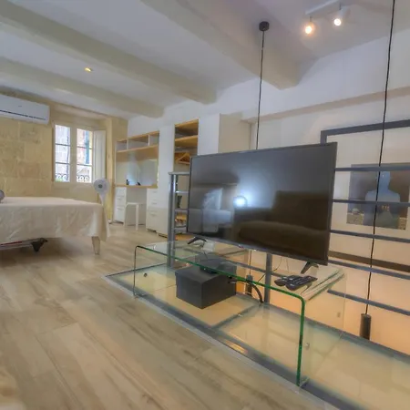 Cute And Modern Duplex In Ideal Location Rcas1-1 Appartamento La Valletta