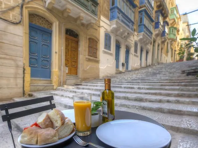 Cute And Modern Duplex In Ideal Location Rcas1-1 * Βαλέτα