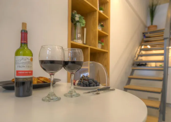 Apartamento Cute And Modern Duplex In Ideal Location Rcas1-1